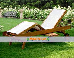 Batyline Chaise Lounge