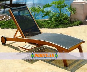 Teak Lounger Batyline