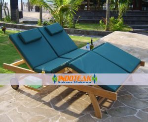 Double Lounges Include Cushion Green Color