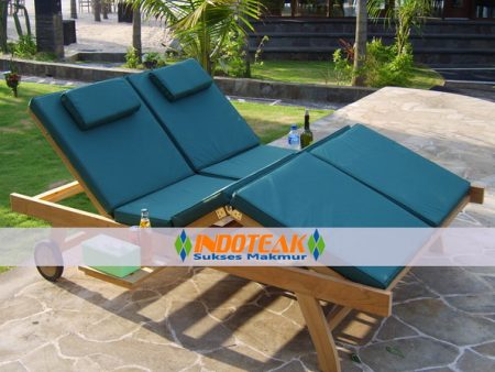 Double Lounges Include Cushion Green Color