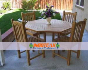 Cliftonero Furniture Sets